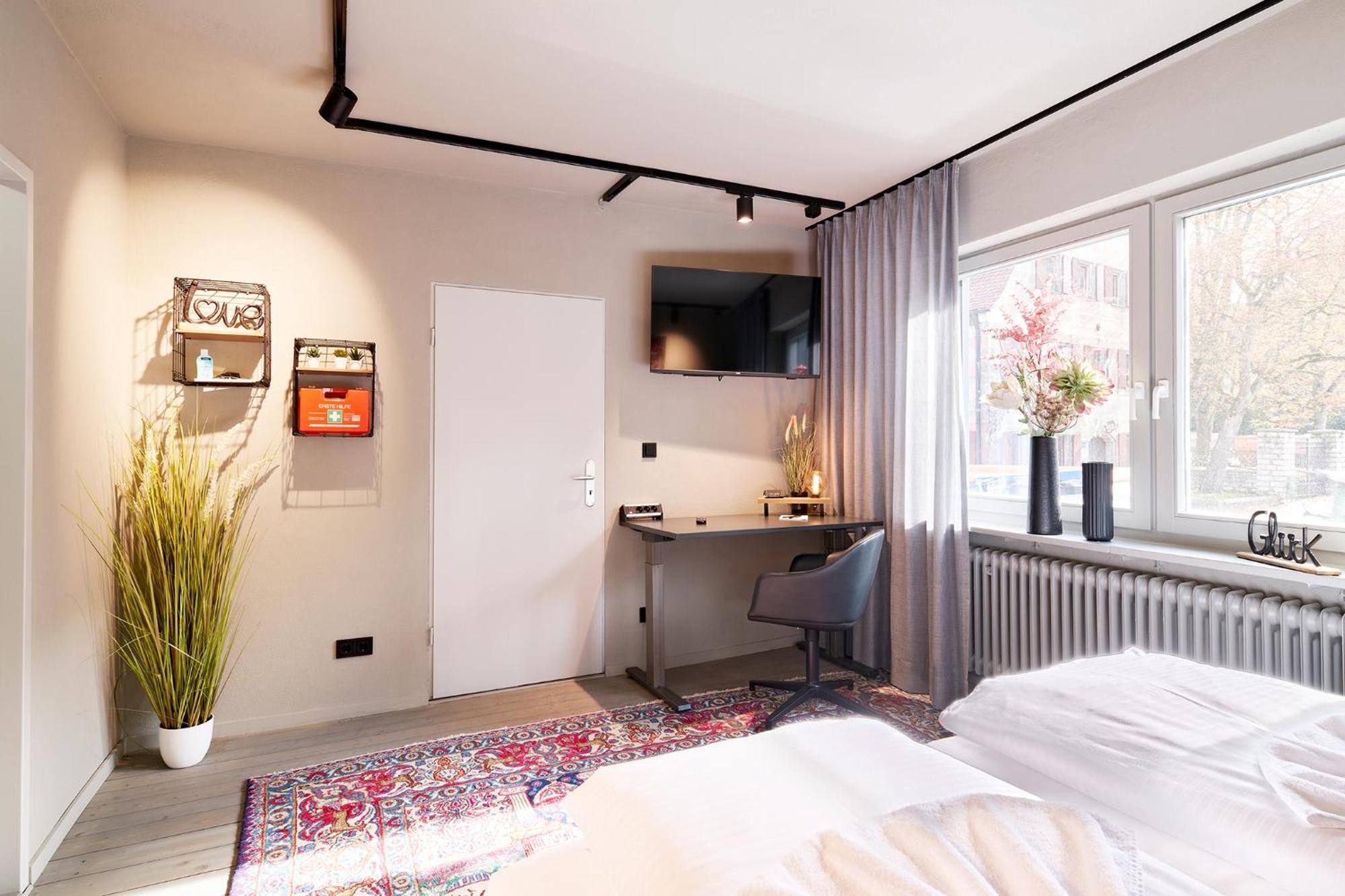 Xzllenz Kueche Bad S-Bahn Parken Smart-Tv Wellbeing Apartment Neunkirchen am Sand Exterior photo